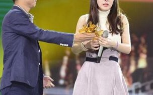 中国好声音第三季冠军张碧晨为什么没有参加春晚 好声音第三季冠军是谁